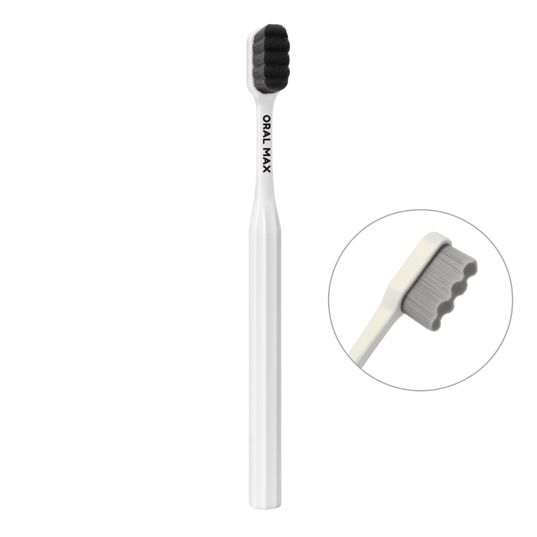 ORAL MAX- NANO TOOTHBRUSH & TRAVEL CASE 2.0